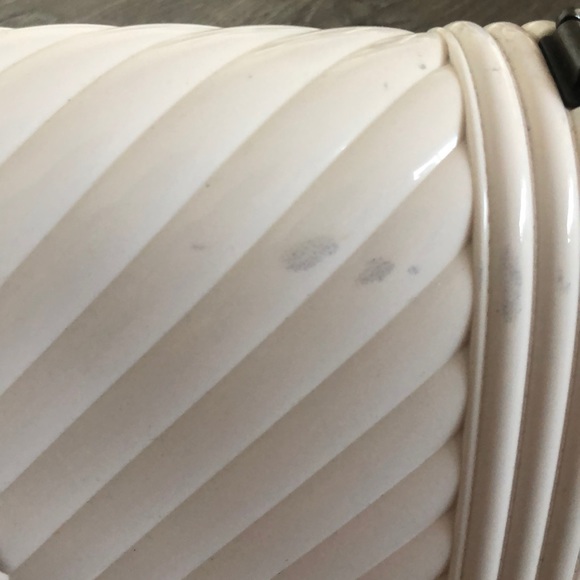 White plastic bag - Picture 5 of 5